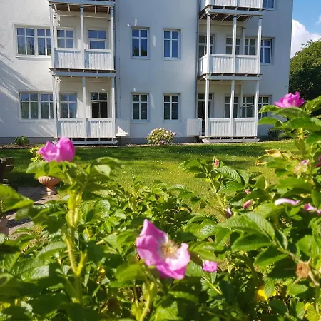 Apartment Residenz Seeblick Whg 4, Mit Gartenzugang *